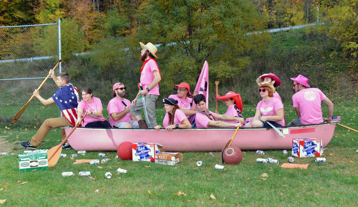 Canoeligans